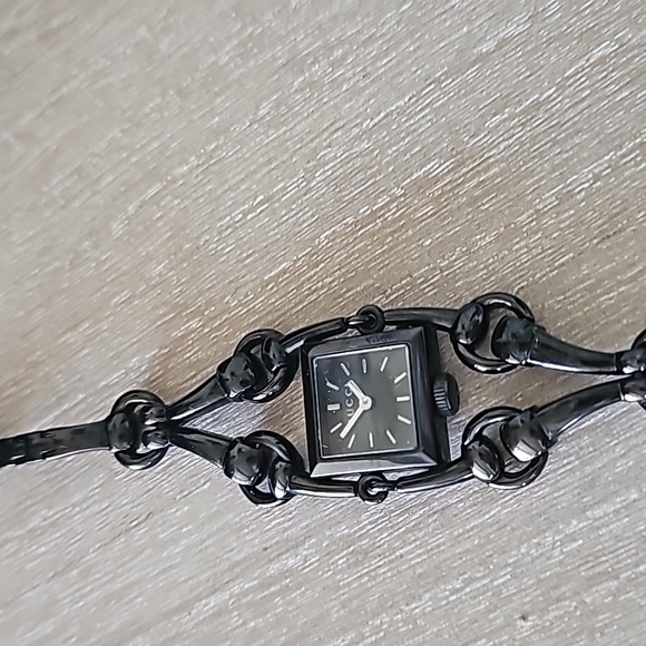 Authentic Gucci Signoria watch,new - Picture 8 of 11